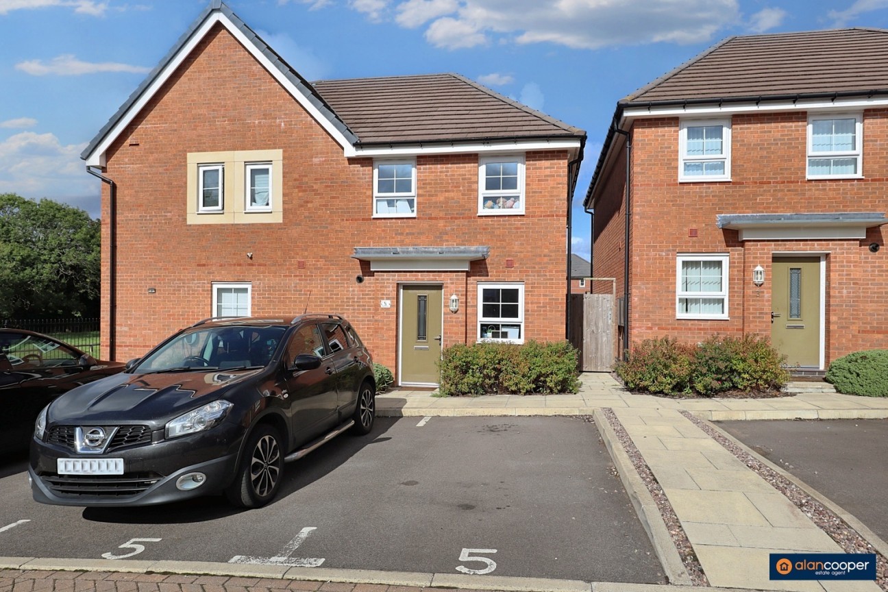 Hawker Gardens, Nuneaton, Warwickshire, CV10 9GL