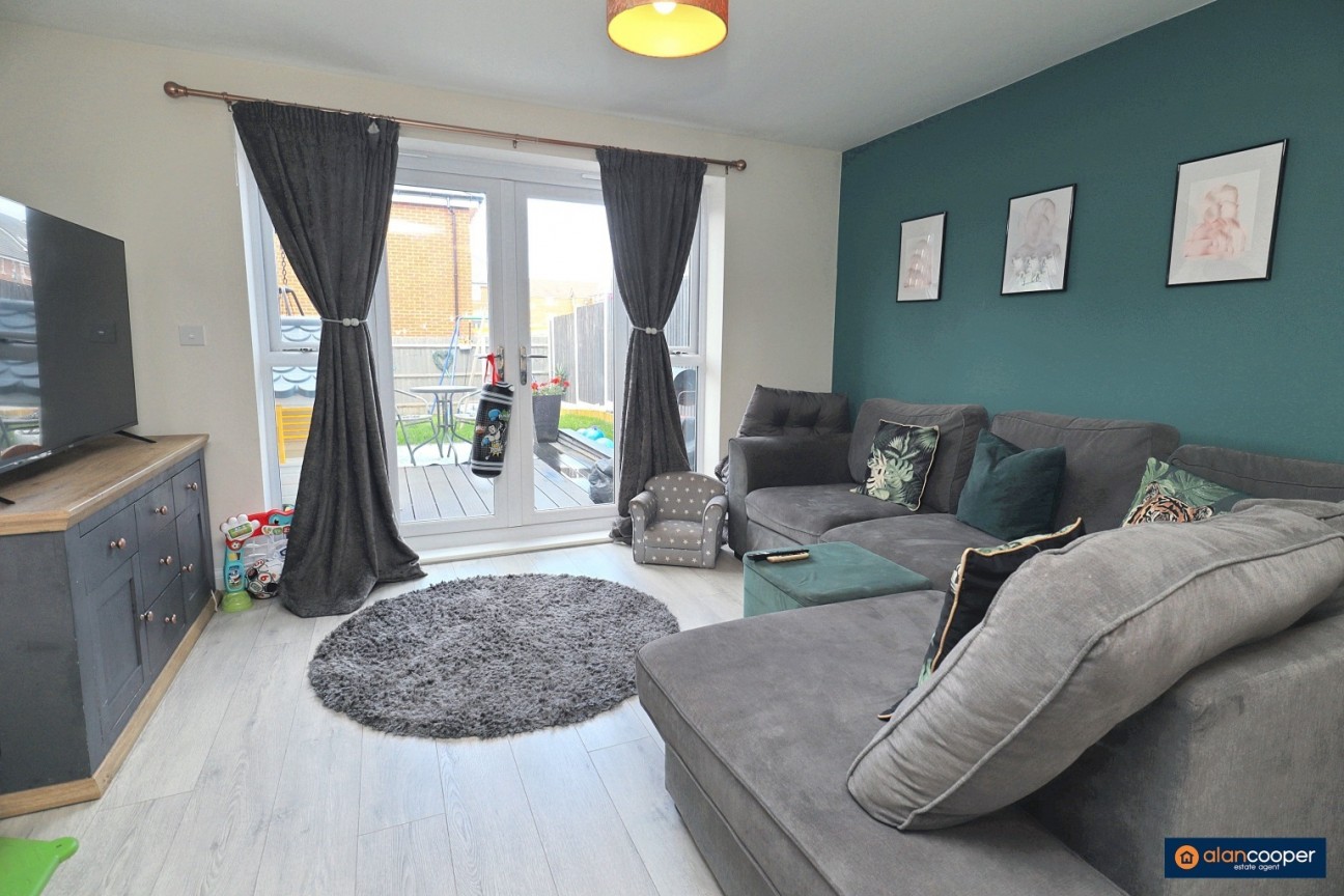 Hawker Gardens, Nuneaton, Warwickshire, CV10 9GL