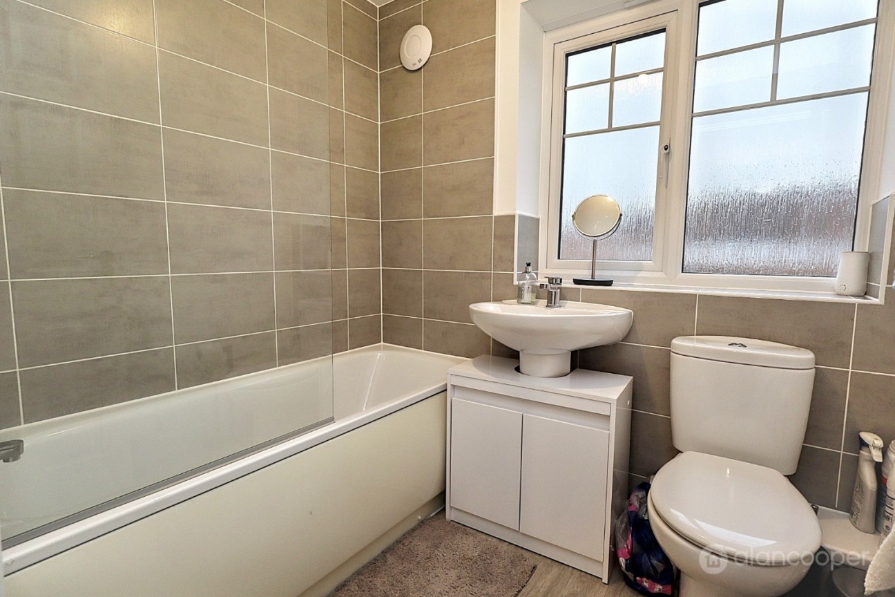 Springbrook Road, Nuneaton, Warwickshire, CV11 6PA