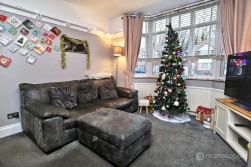 Shanklin Drive, Weddington, Nuneaton, CV10 0BA