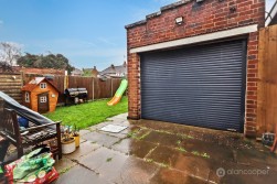 Shanklin Drive, Weddington, Nuneaton, CV10 0BA