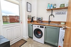 Burton Close, Higham-on-the-hill, Nuneaton, CV13 6FL