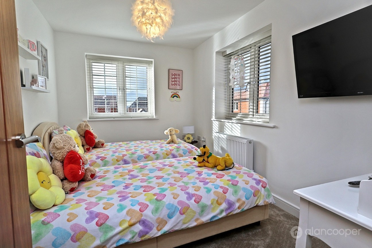 Burton Close, Higham-on-the-hill, Nuneaton, CV13 6FL