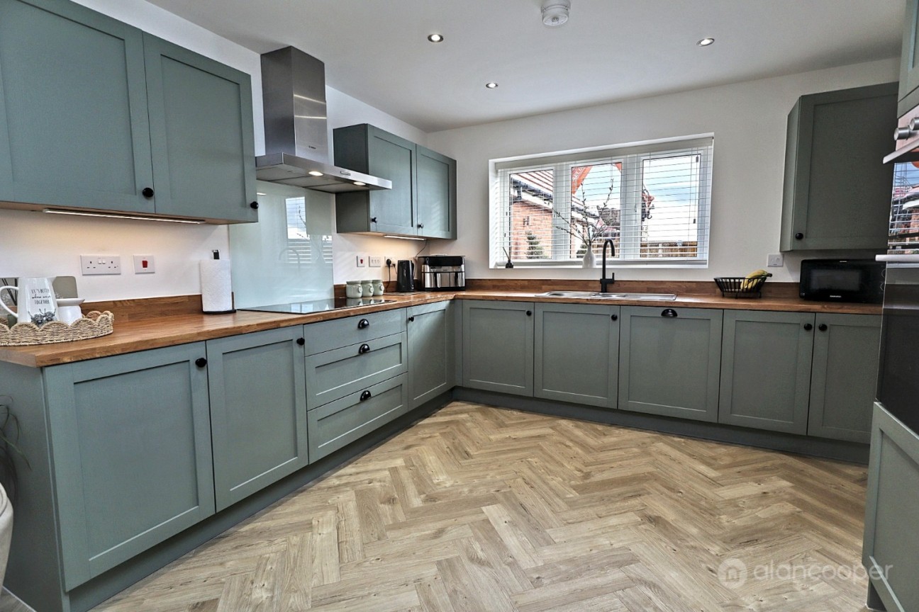 Burton Close, Higham-on-the-hill, Nuneaton, CV13 6FL