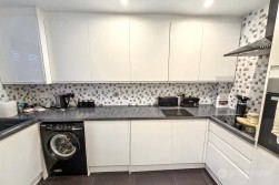 Portreath Drive, Horeston Grange, Nuneaton, CV11 6GH