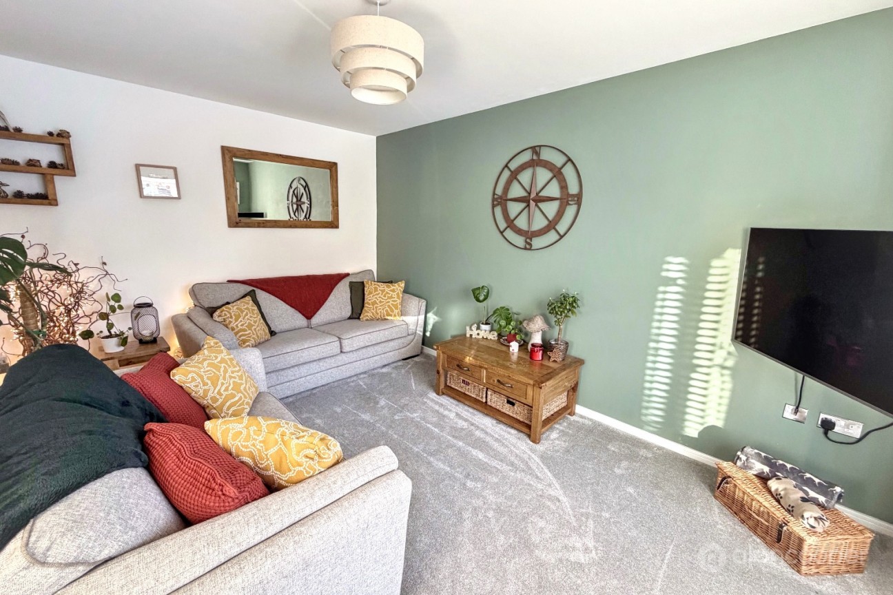 Miners Croft, Eaton Fields, Ansley, Nuneaton, CV10 9TN