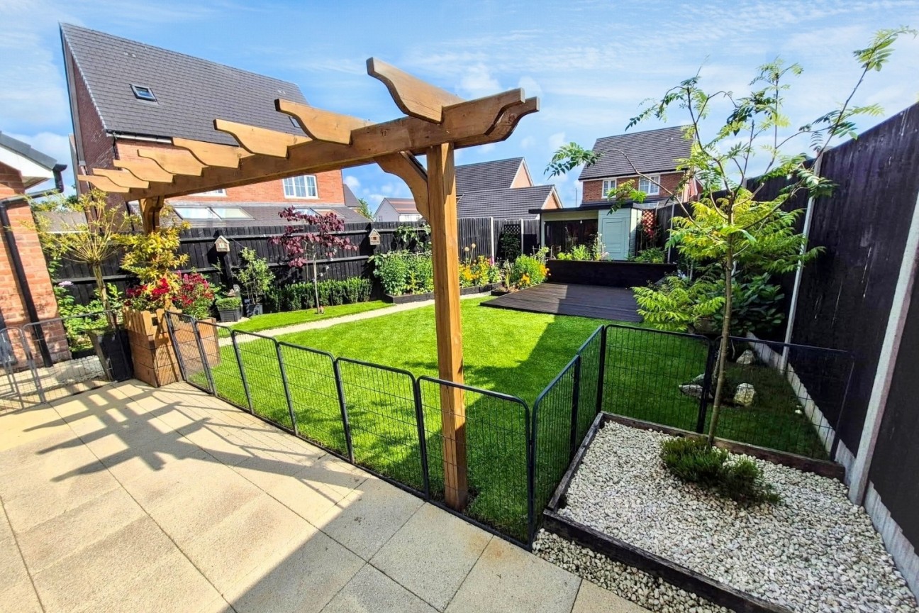 Miners Croft, Eaton Fields, Ansley, Nuneaton, CV10 9TN