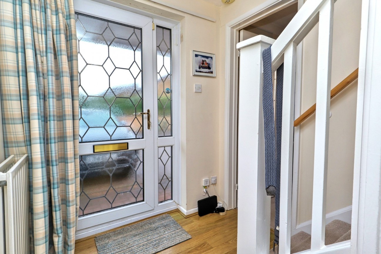 Gloucester Close, St Nicolas Park, Nuneaton, CV11 6FU