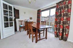 Gloucester Close, St Nicolas Park, Nuneaton, CV11 6FU