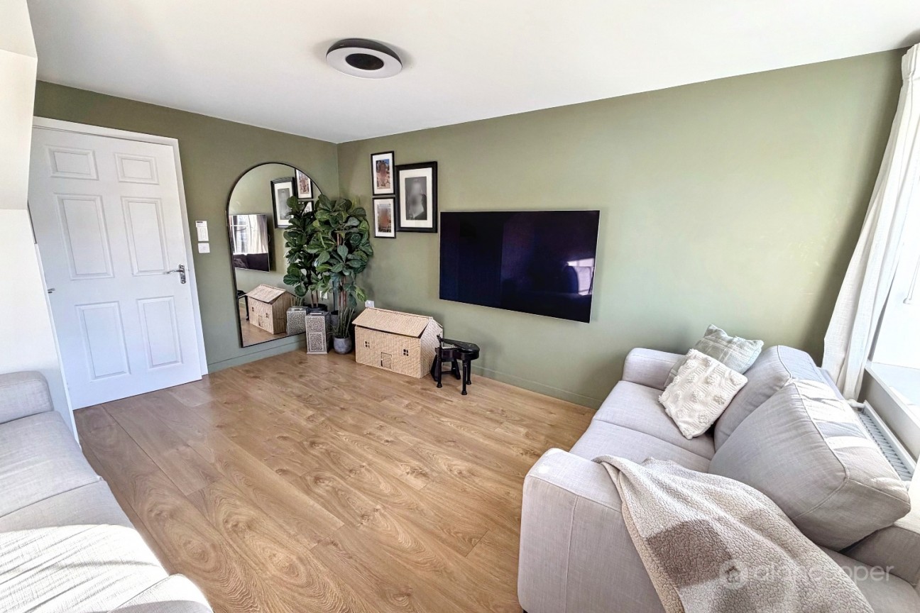 Caesar Drive, Eaton Place, Nuneaton, CV11 6ZD