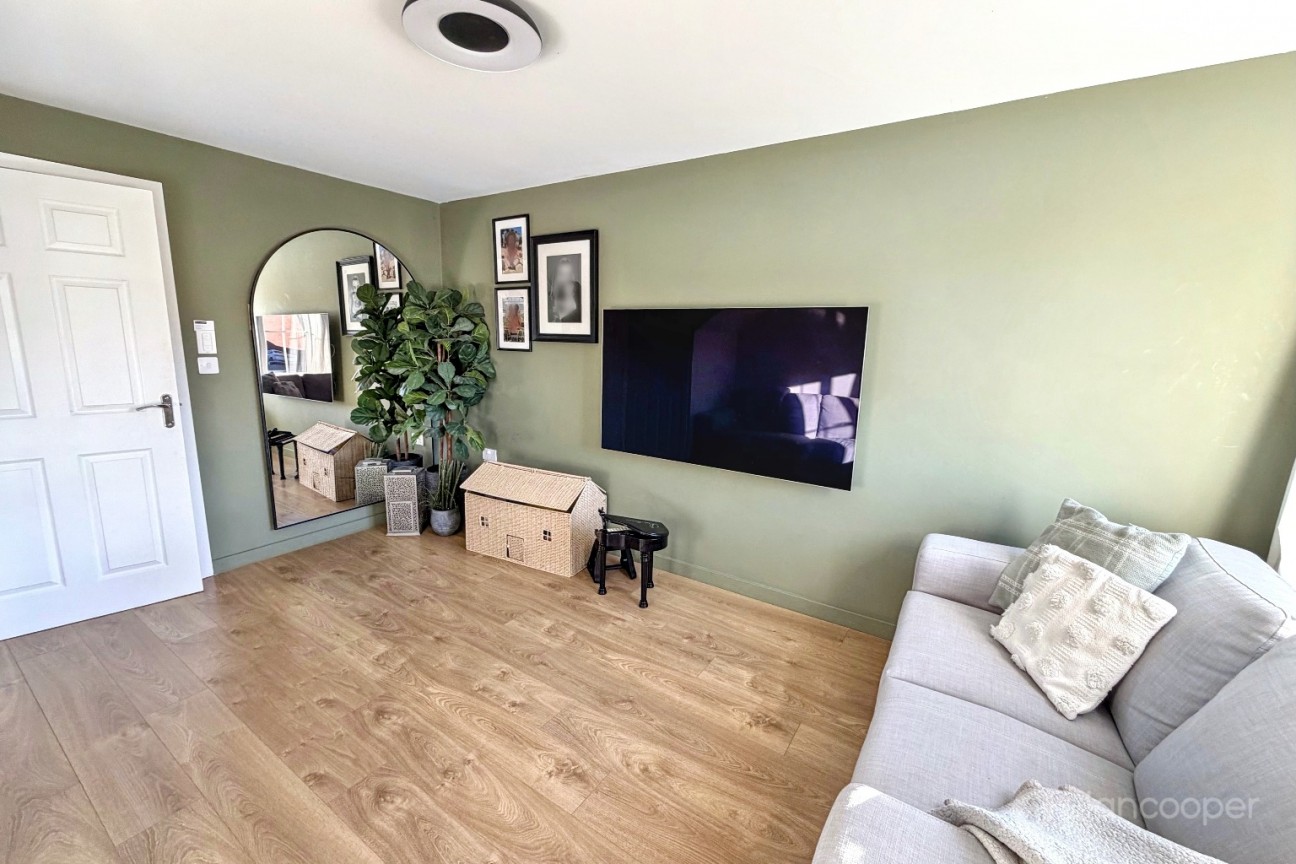 Caesar Drive, Eaton Place, Nuneaton, CV11 6ZD