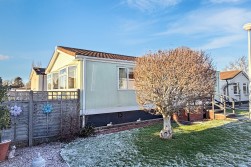 Mill Farm Park, Bulkington, CV12 9SE