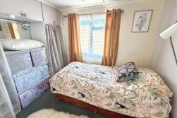 Mill Farm Park, Bulkington, CV12 9SE