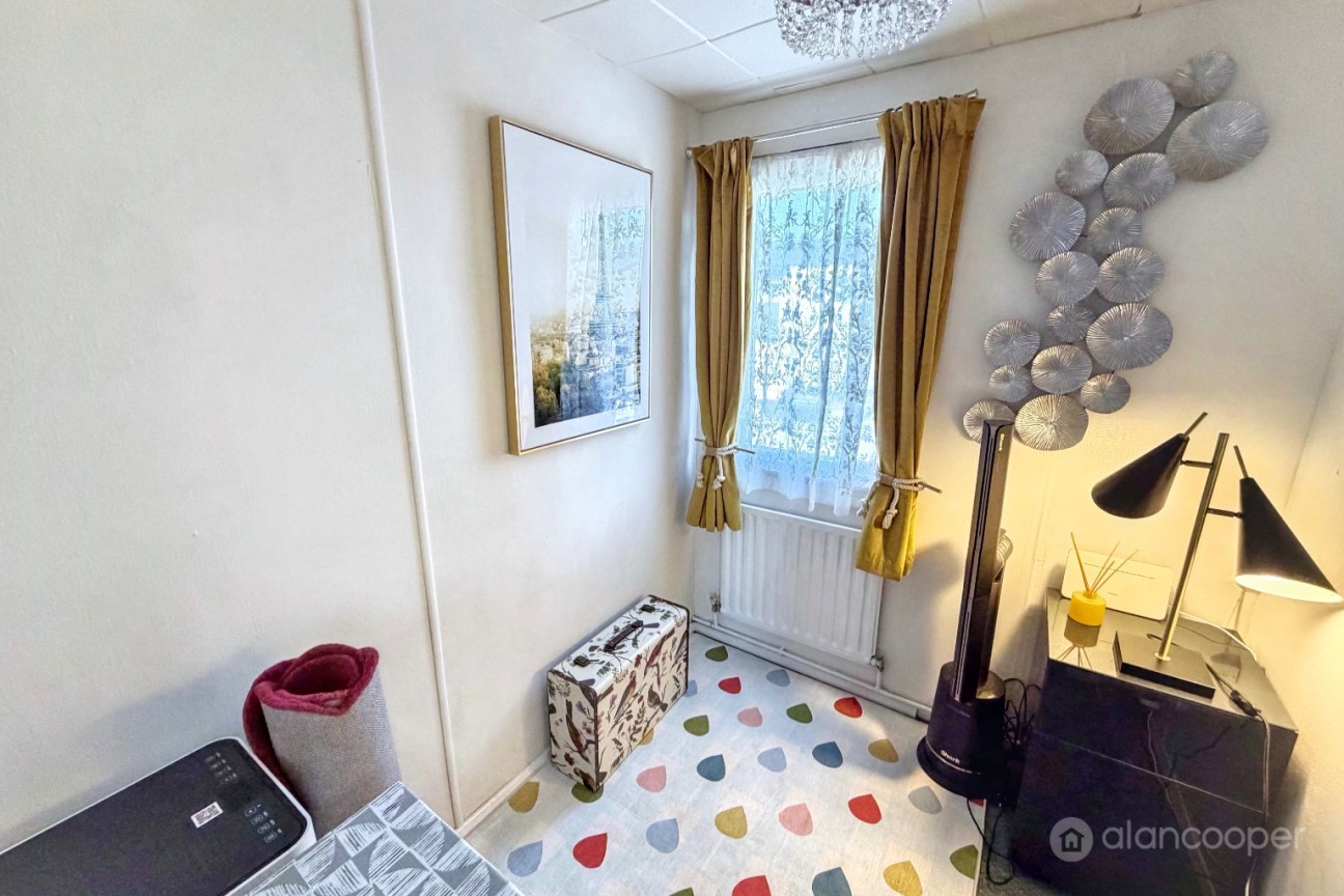 Mill Farm Park, Bulkington, CV12 9SE