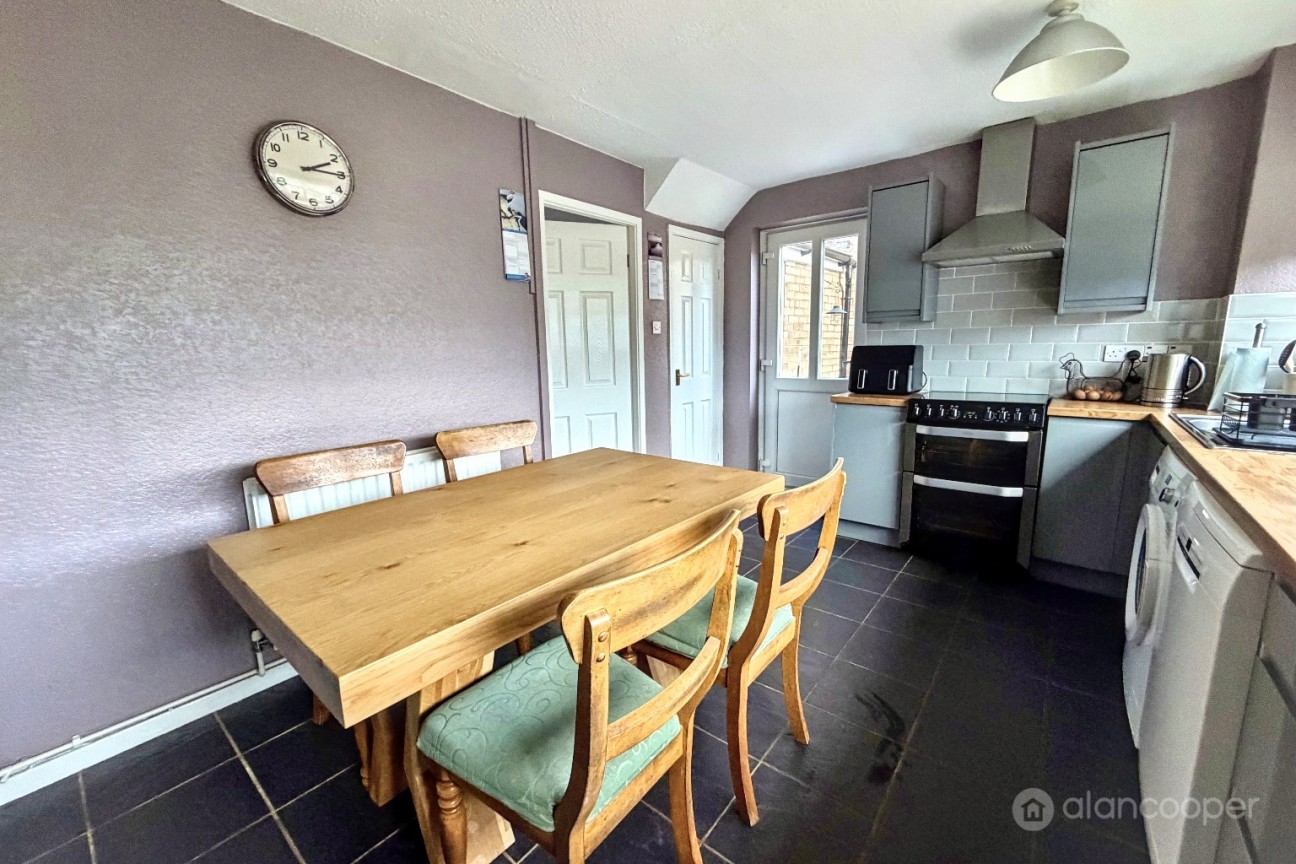 Hampton Avenue, Stockingford, Nuneaton, CV10 9JW