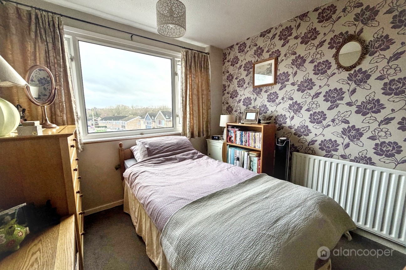 Hampton Avenue, Stockingford, Nuneaton, CV10 9JW