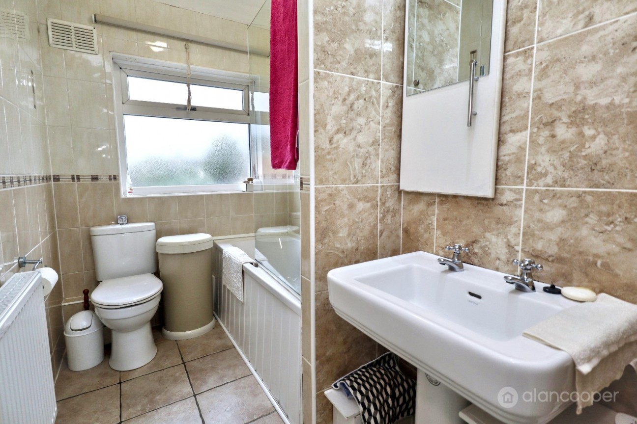 Croft Road, Stockingford, Nuneaton, CV10 7EF