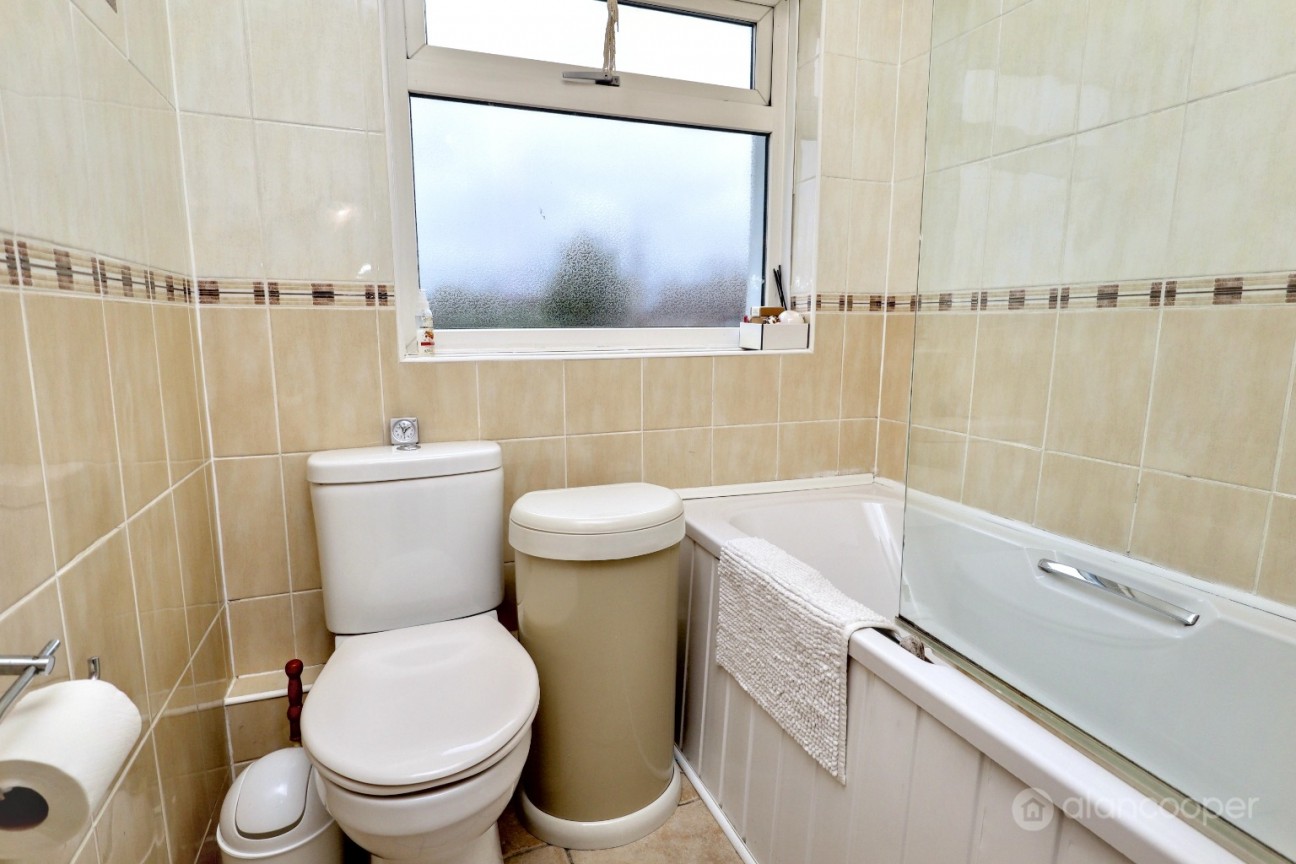 Croft Road, Stockingford, Nuneaton, CV10 7EF