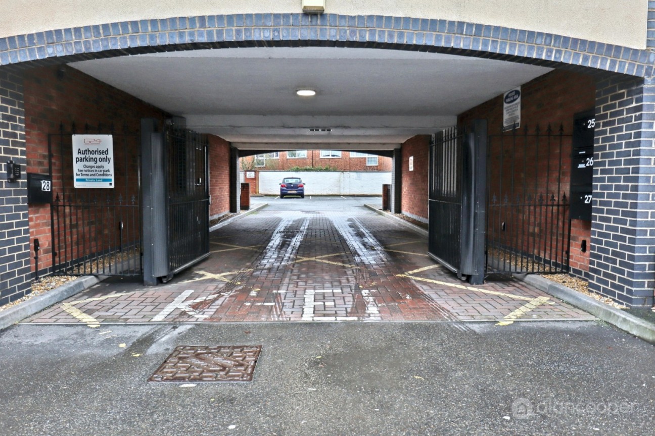 Edward Court, Edward Street, Nuneaton, CV11 5RU