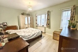 Central Avenue, Abbey Green, Nuneaton, CV11 5BD