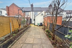 Central Avenue, Abbey Green, Nuneaton, CV11 5BD