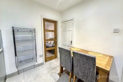 Central Avenue, Abbey Green, Nuneaton, CV11 5BD