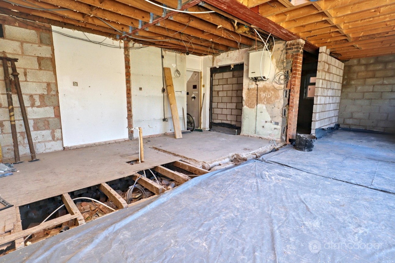 Thirlmere Avenue, St Nicolas Park, Nuneaton, CV11 6HU