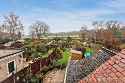 Camp Hill Road, Nuneaton, CV10 0JJ