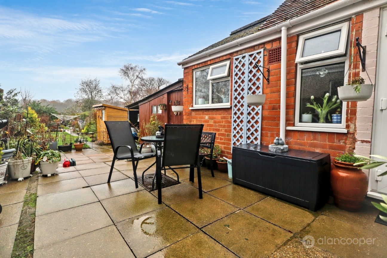 Camp Hill Road, Nuneaton, CV10 0JJ