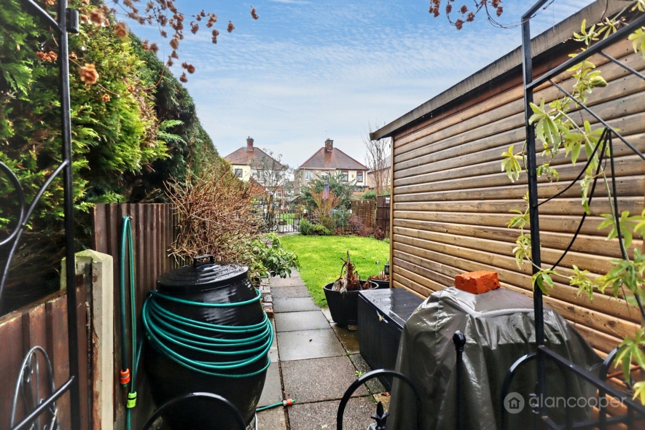 Camp Hill Road, Nuneaton, CV10 0JJ