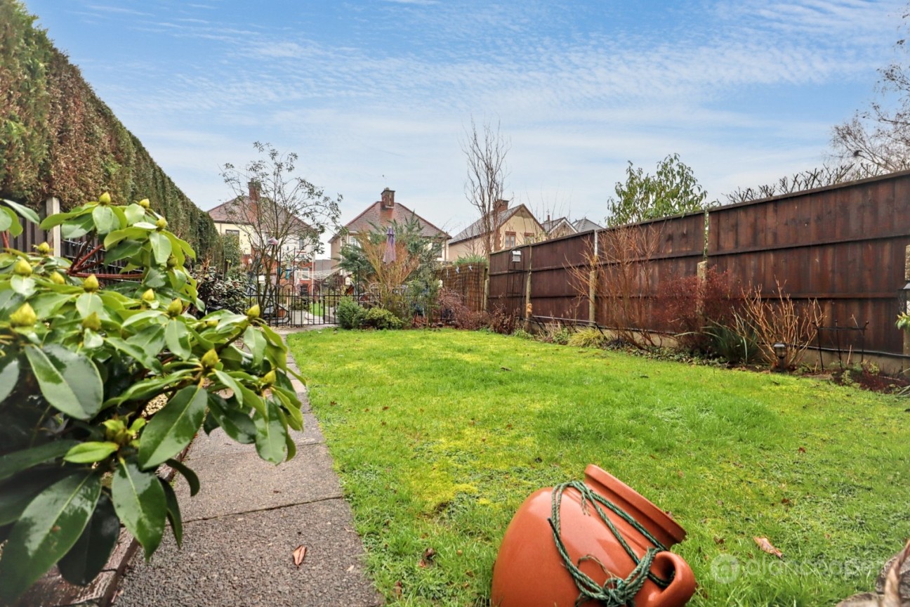 Camp Hill Road, Nuneaton, CV10 0JJ