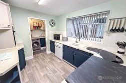 Marsdale Drive, Manor Park, Nuneaton, CV10 7RU