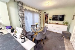 Marsdale Drive, Manor Park, Nuneaton, CV10 7RU