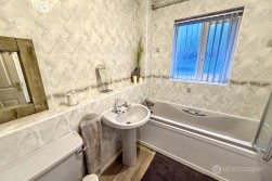 Marsdale Drive, Manor Park, Nuneaton, CV10 7RU