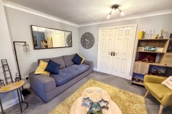 Marsdale Drive, Manor Park, Nuneaton, CV10 7RU