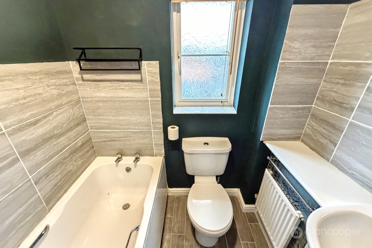 Chaytor Drive, The Shires, Nuneaton, CV10 9ST