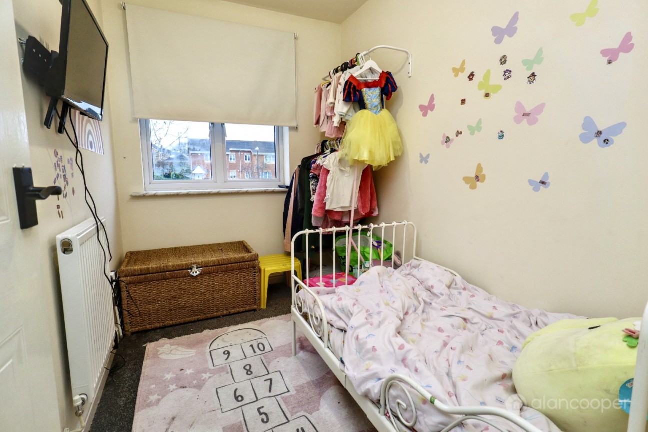 Canalside, Hawkesbury Village, Coventry, CV6 6RB