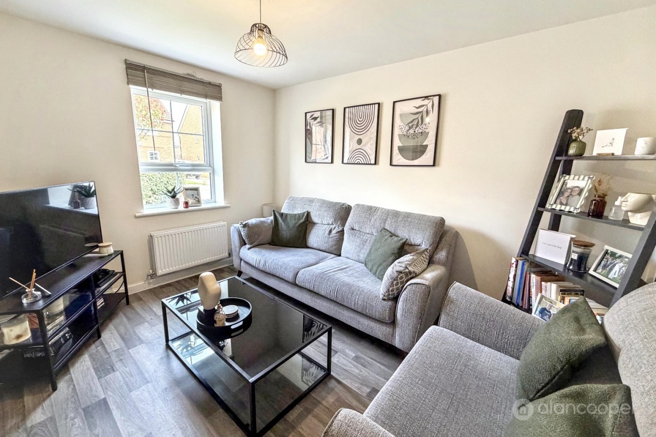 Top Knot Close, Nuneaton, CV11 6DA