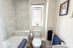 Top Knot Close, Nuneaton, CV11 6DA