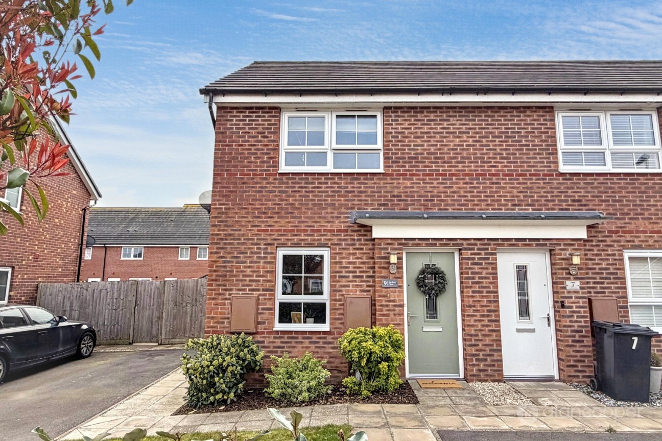 Top Knot Close, Nuneaton, CV11 6DA