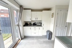 Top Knot Close, Nuneaton, CV11 6DA