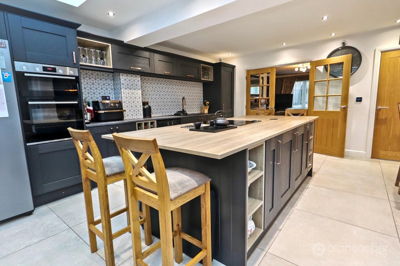 St. Matthews Close, Nuneaton, CV10 8RG