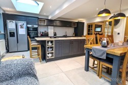 St. Matthews Close, Nuneaton, CV10 8RG