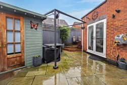 St. Matthews Close, Nuneaton, CV10 8RG