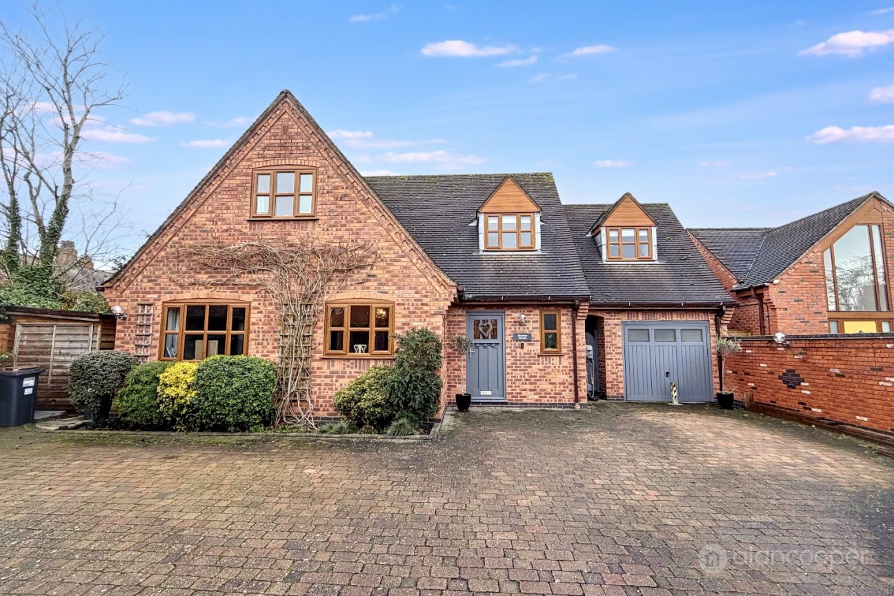 Arnold Road, Stoke Golding, CV13 6JG