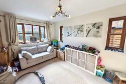 Arnold Road, Stoke Golding, CV13 6JG