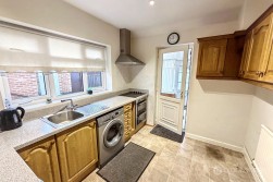 Arundel Road, Bulkington, CV12 9QS