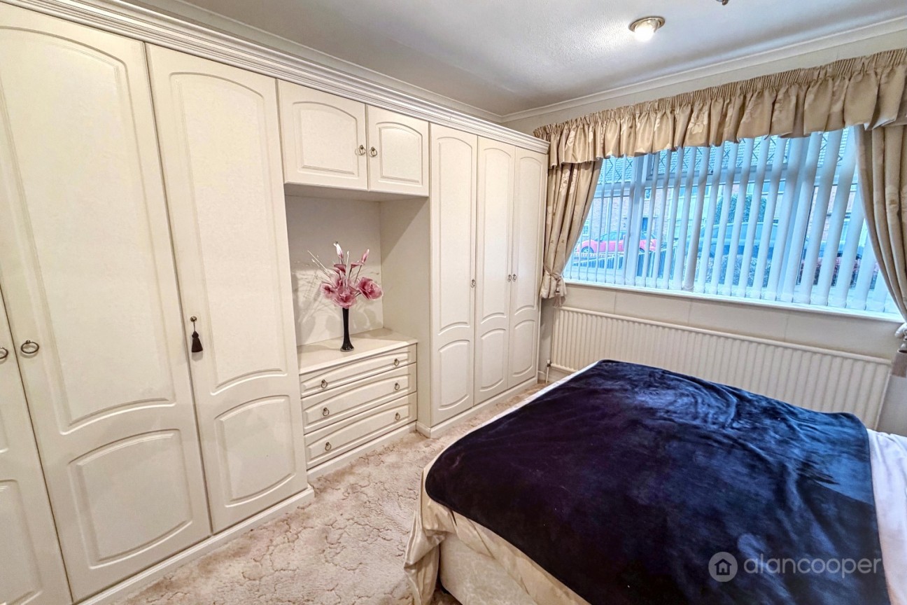 Arundel Road, Bulkington, CV12 9QS