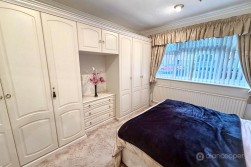 Arundel Road, Bulkington, CV12 9QS