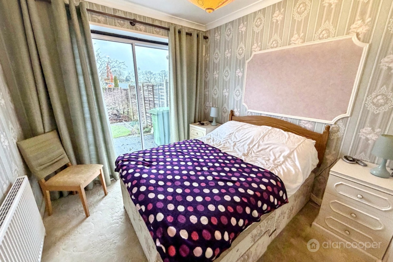 Arundel Road, Bulkington, CV12 9QS